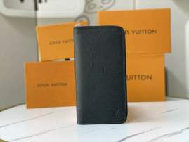 Picture of Louis Vuitton Wallets _SKUfw220466438fw